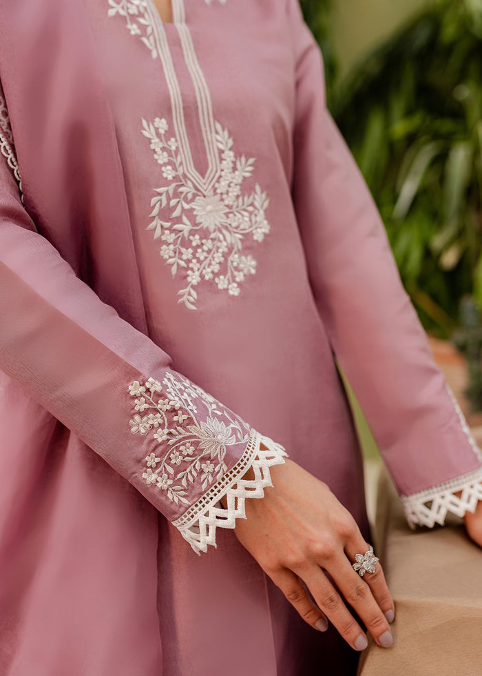 Allure | Syera Pret | AURA