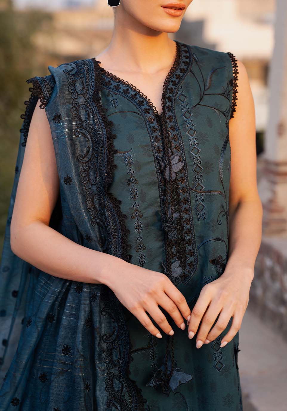 Zarqash | Luxe Lawn 26 |ZQL0014