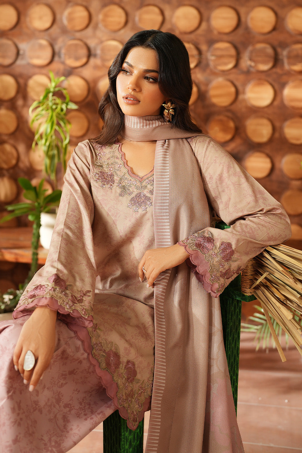 Iznik | Winter 25 | IPF-09