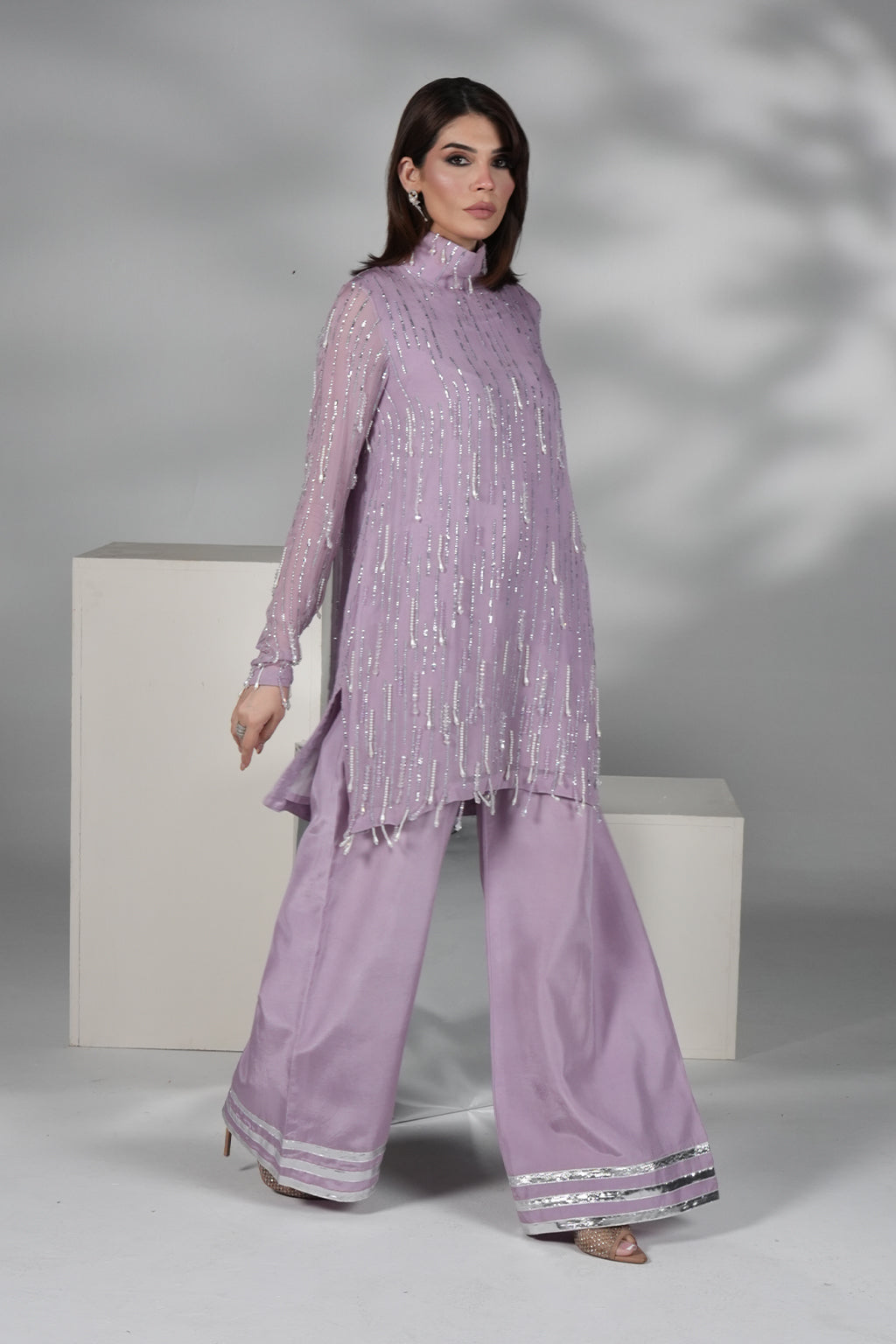 Amave | Oro Luxury Wear | AM-11