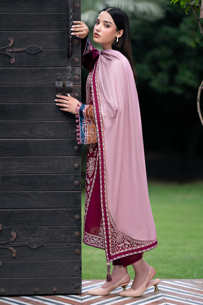 Jazmin | Winter Edition 24 | UW-0067