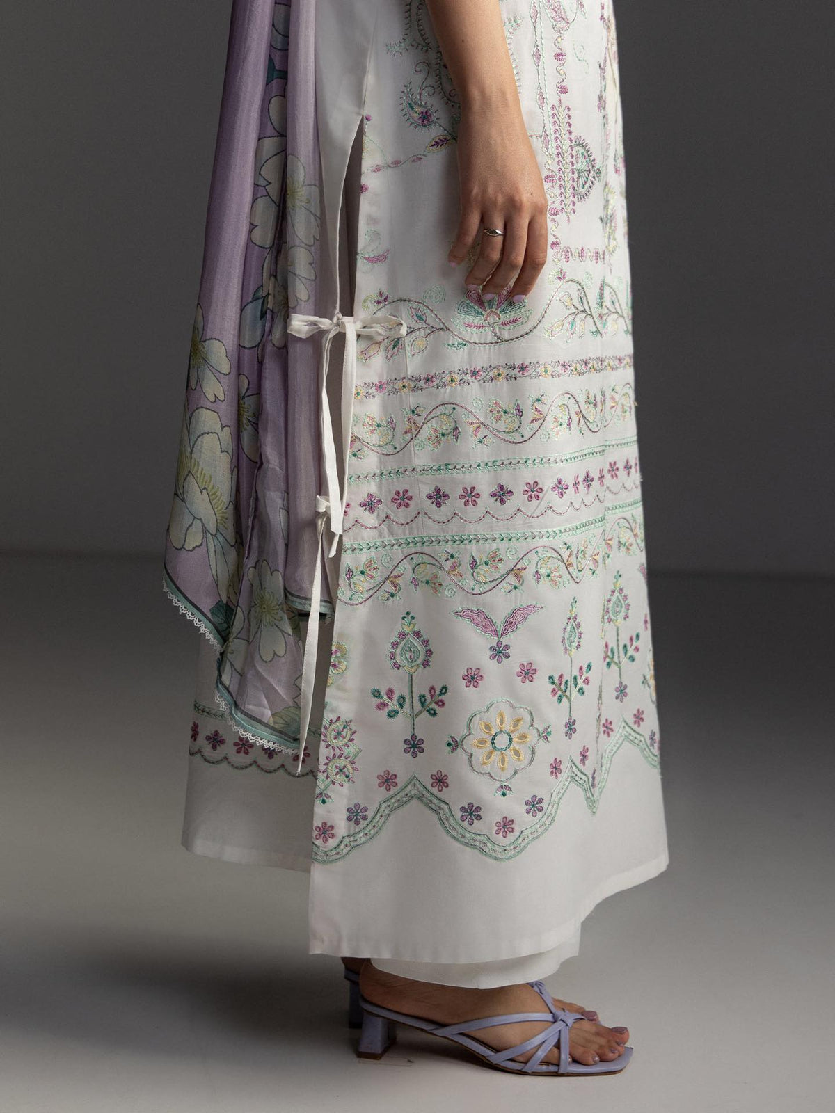 Zara Shahjahan | Coco Lawn 26 | Veya-7A