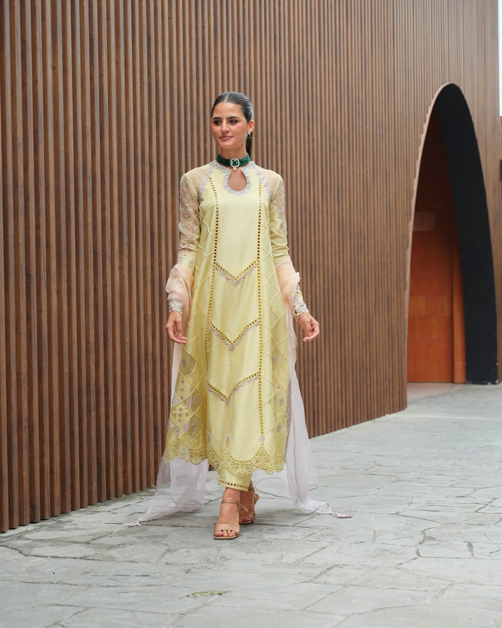 Mysie by Tahira | Wedding Formal Wears | KIARA