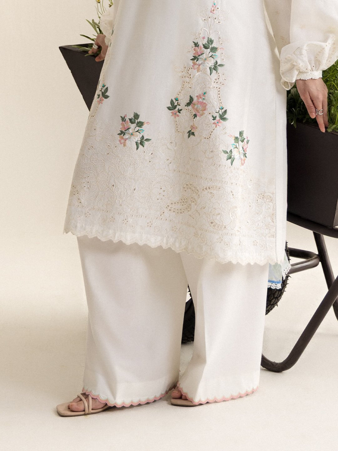Zara Shahjahan | Coco Lawn 26 | Arlo-7A