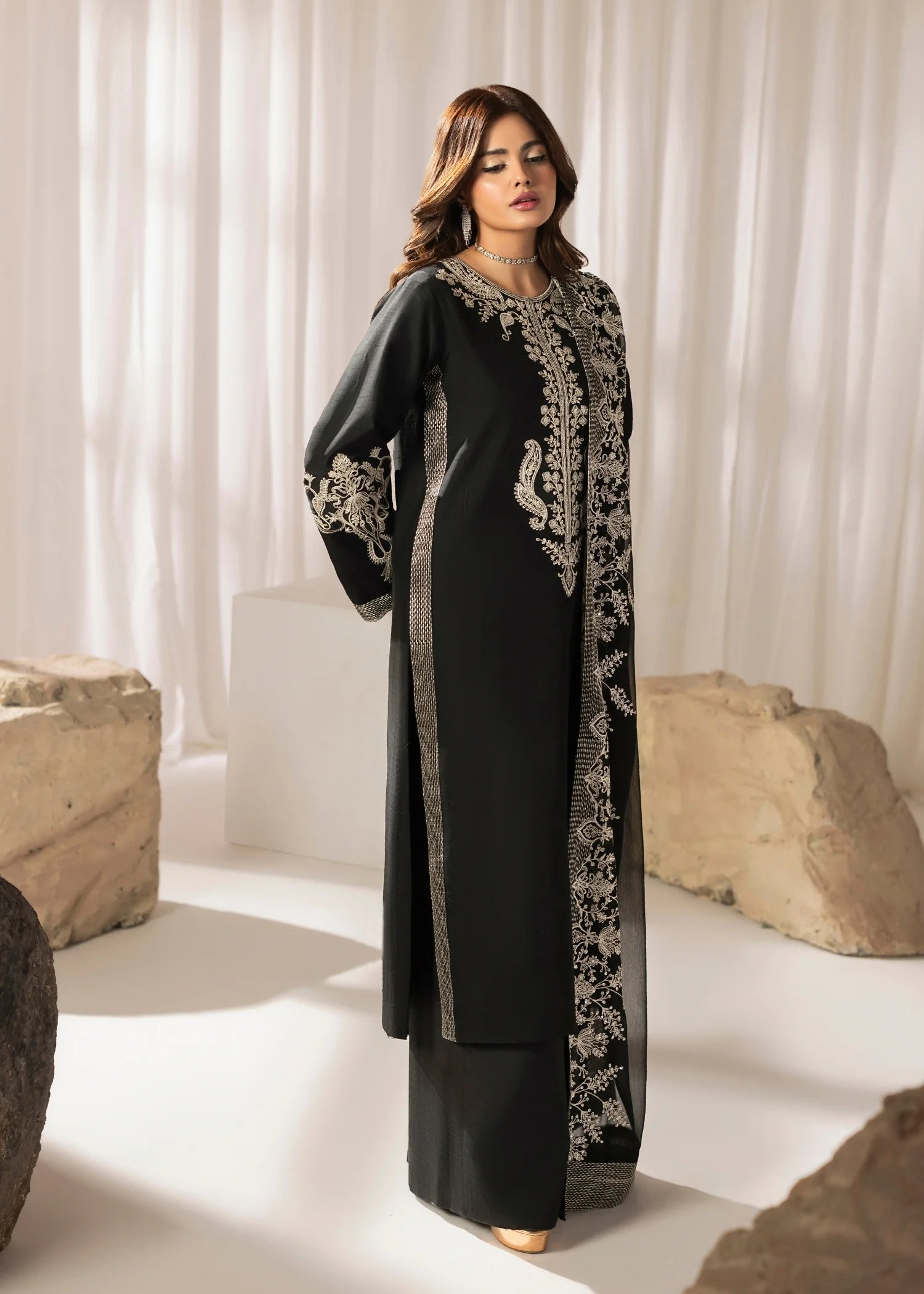 Jamnii | Silk Atelier Pret 26 | MIDNIGHT BOW