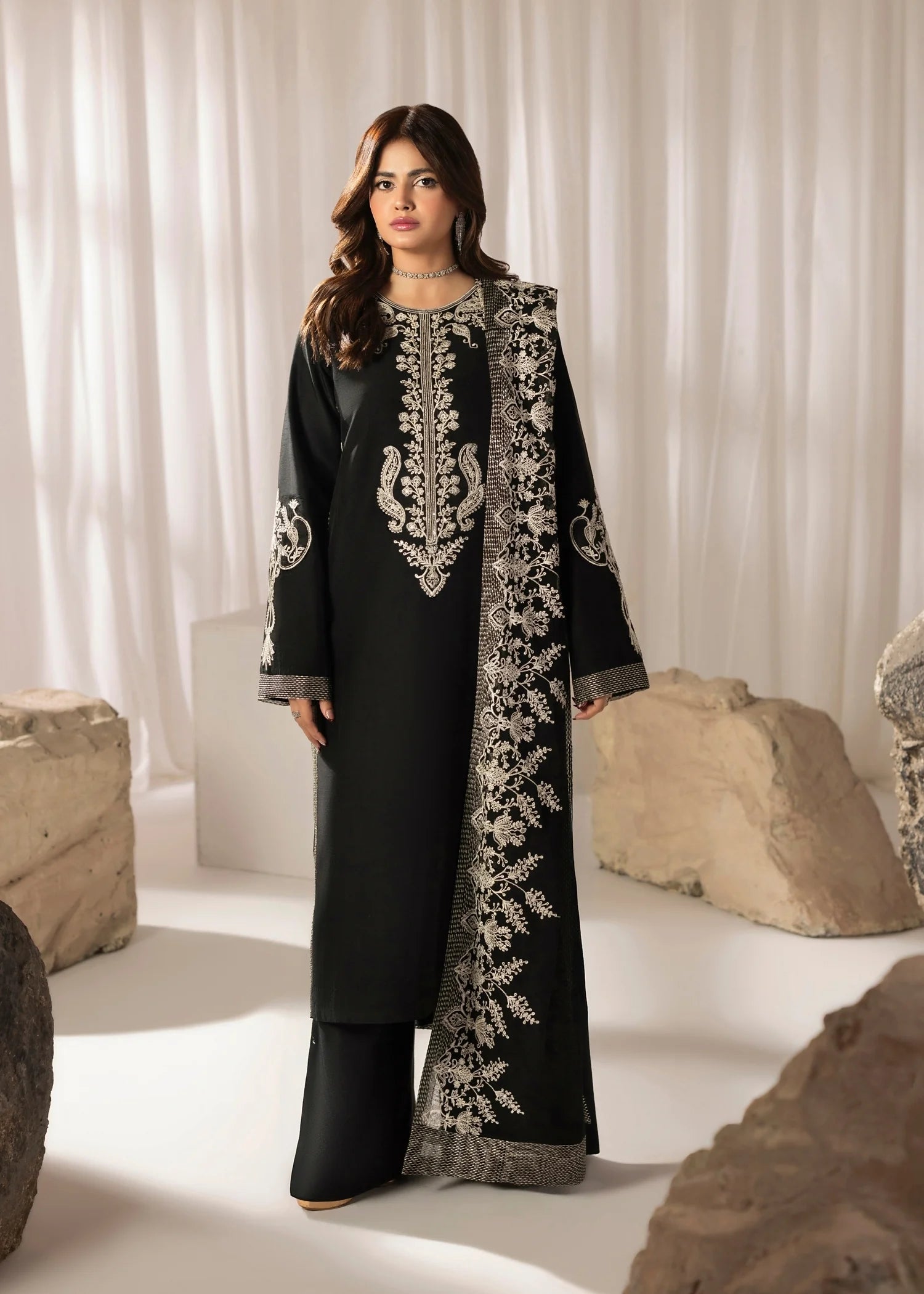 Jamnii | Silk Atelier Pret 26 | MIDNIGHT BOW
