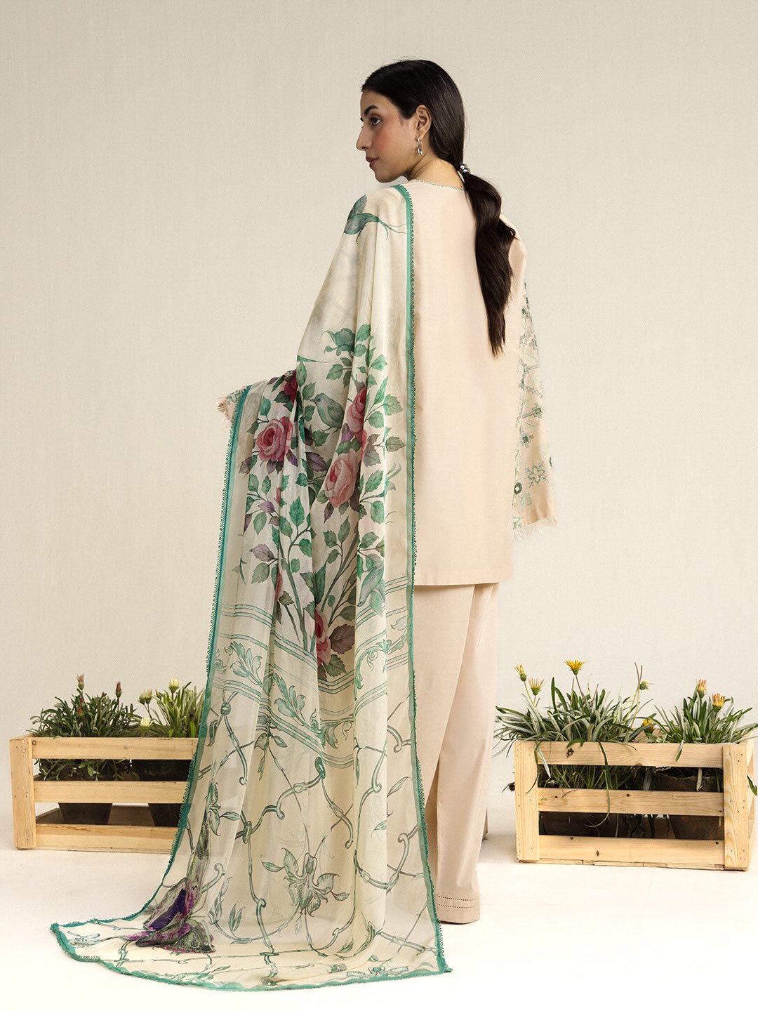 Zara Shahjahan | Coco Lawn 26 | Soren-9B