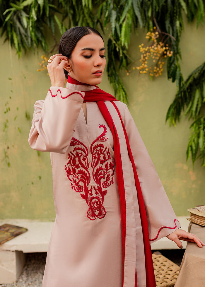 Allure | Syera Pret | DUSK