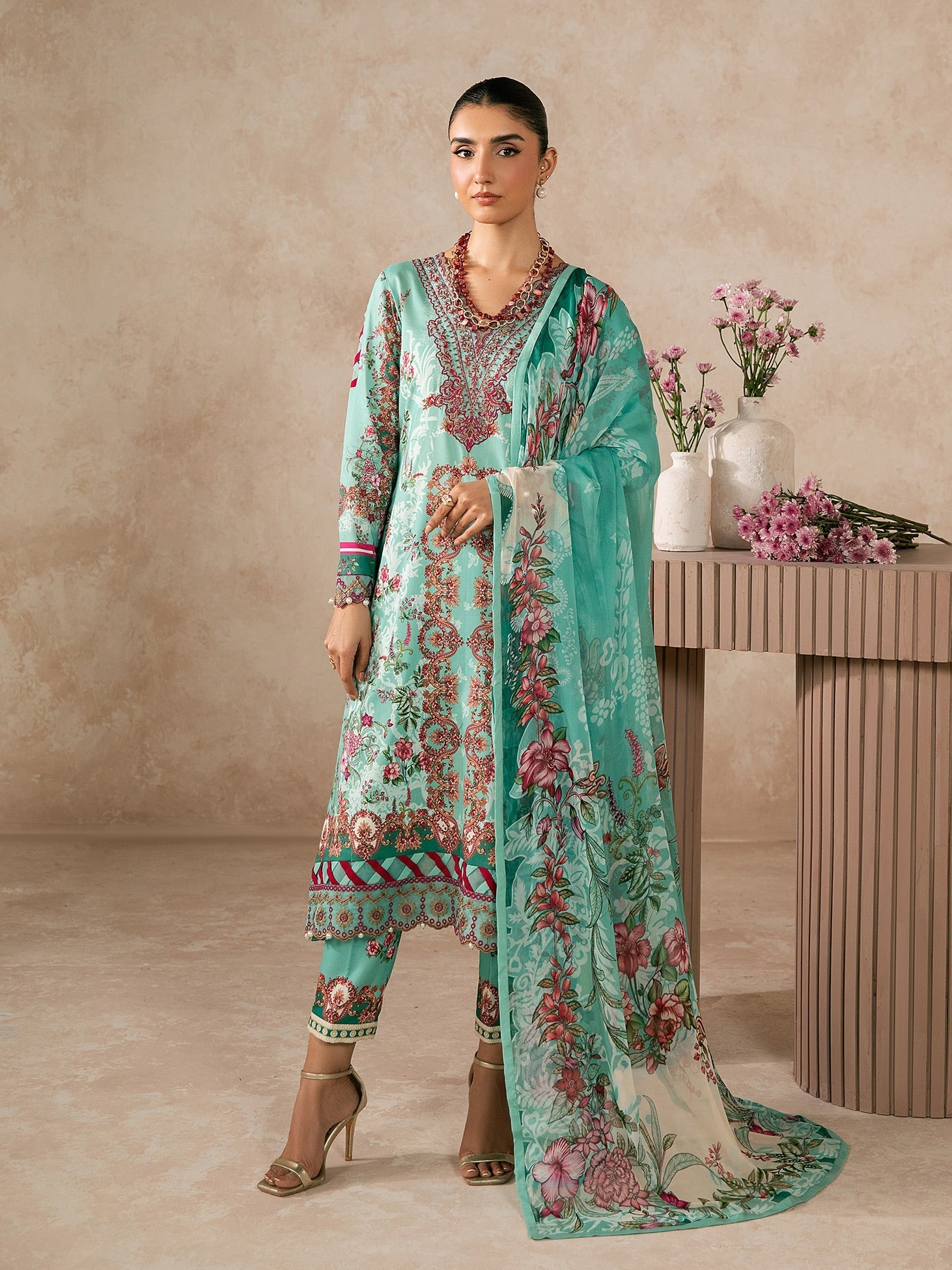 Gulaal | Syra Lawn 26 | Vaila D - 4