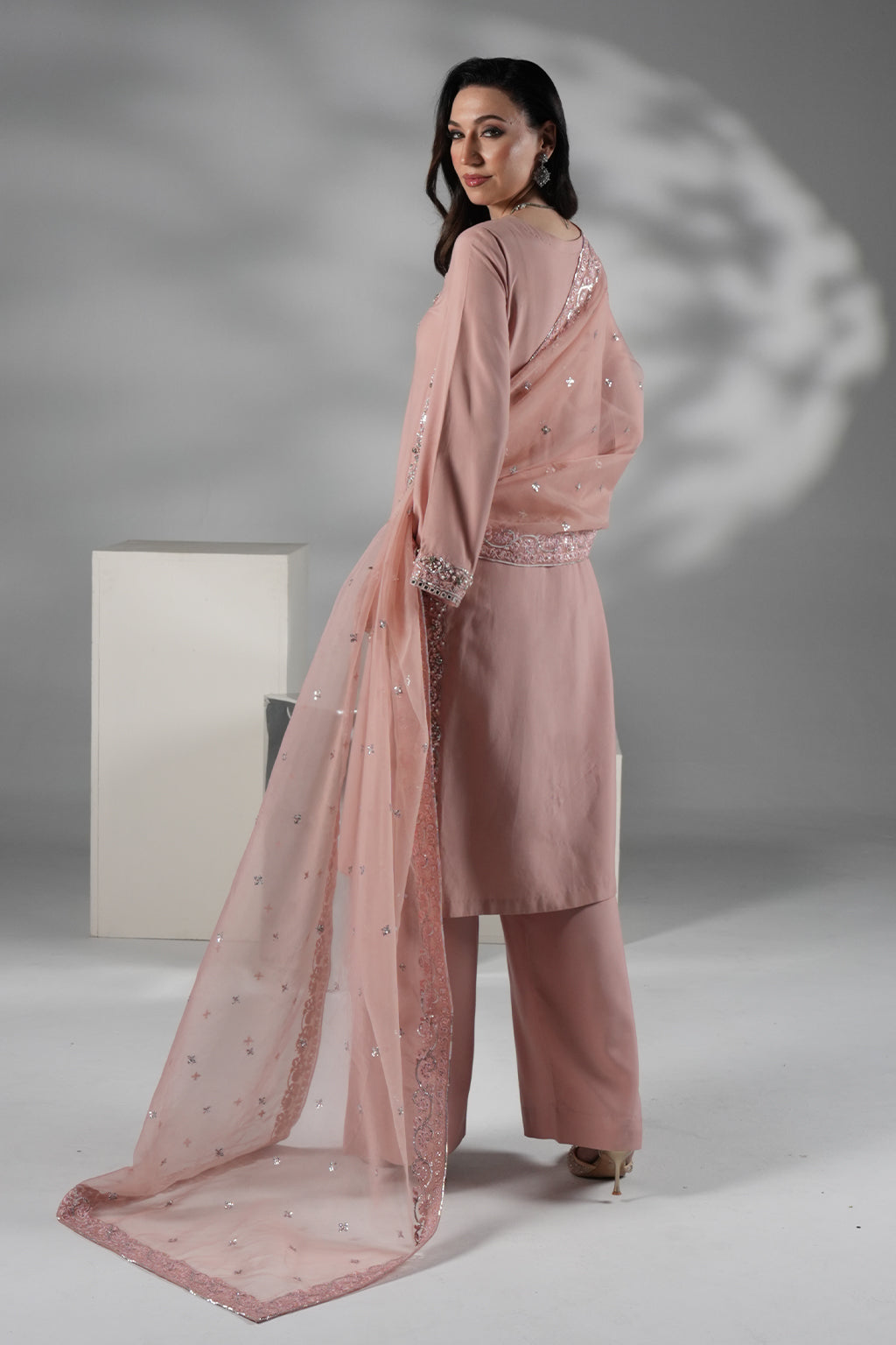 Amave | Oro Luxury Wear | AM-05