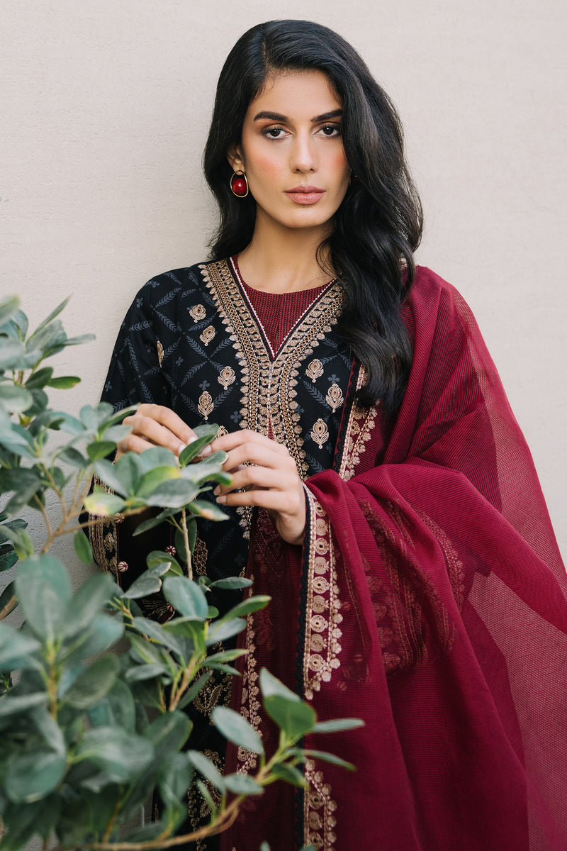 Jazmin | Summer Lawn 25 | USE-9140