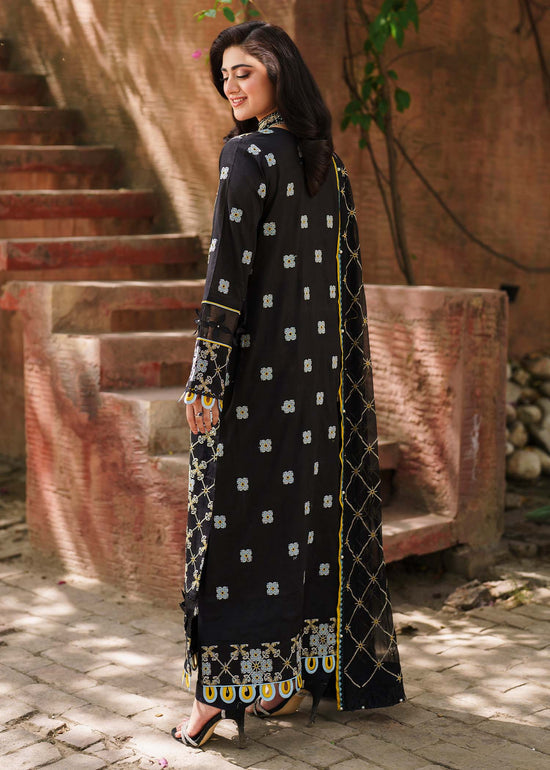 Shurooq | Luxury Lawn 24 | CALYPSO