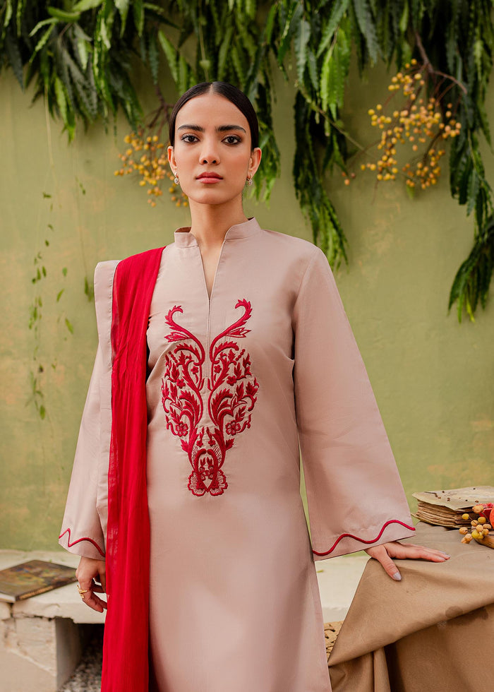 Allure | Syera Pret | DUSK