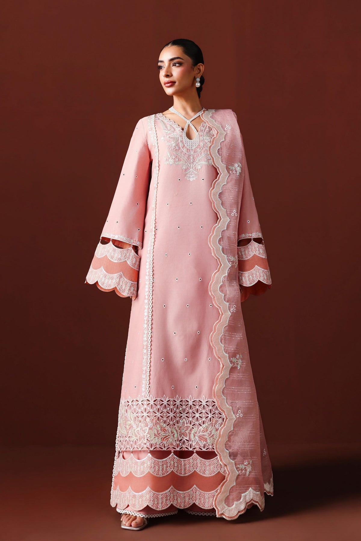 Akbar Aslam | Elan Luxury Lawn 26 | Mehrnaz