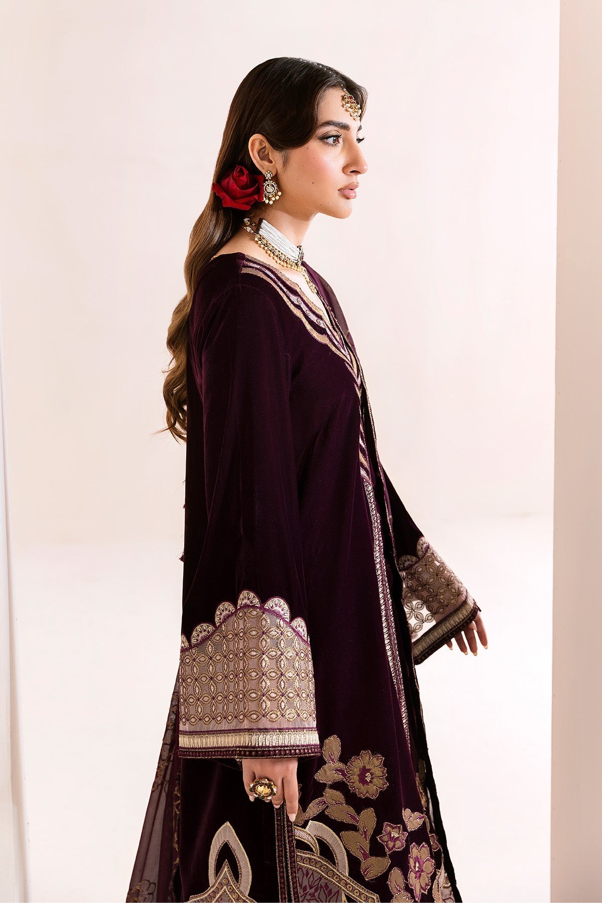 Alizeh | Makhmal Luxury Velvet Edit | Mehree