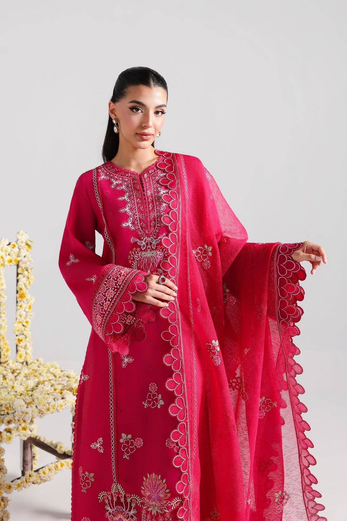 Akbar Aslam | Elan Luxury Lawn 26 | Raniya