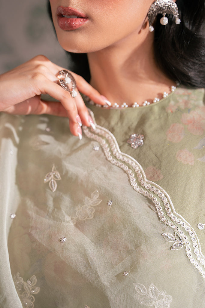 Cross Stitch | Luxe Atelier 24 | TENDER BREEZE