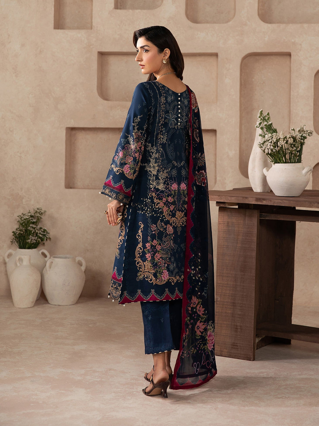 Gulaal | Syra Lawn 26 | Aluxe SKU D - 8