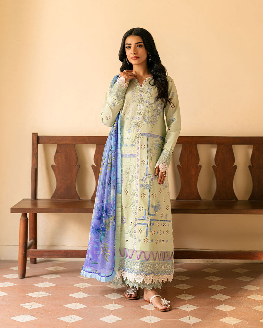 Roheenaz | Aashiyana Lawn |Zumar