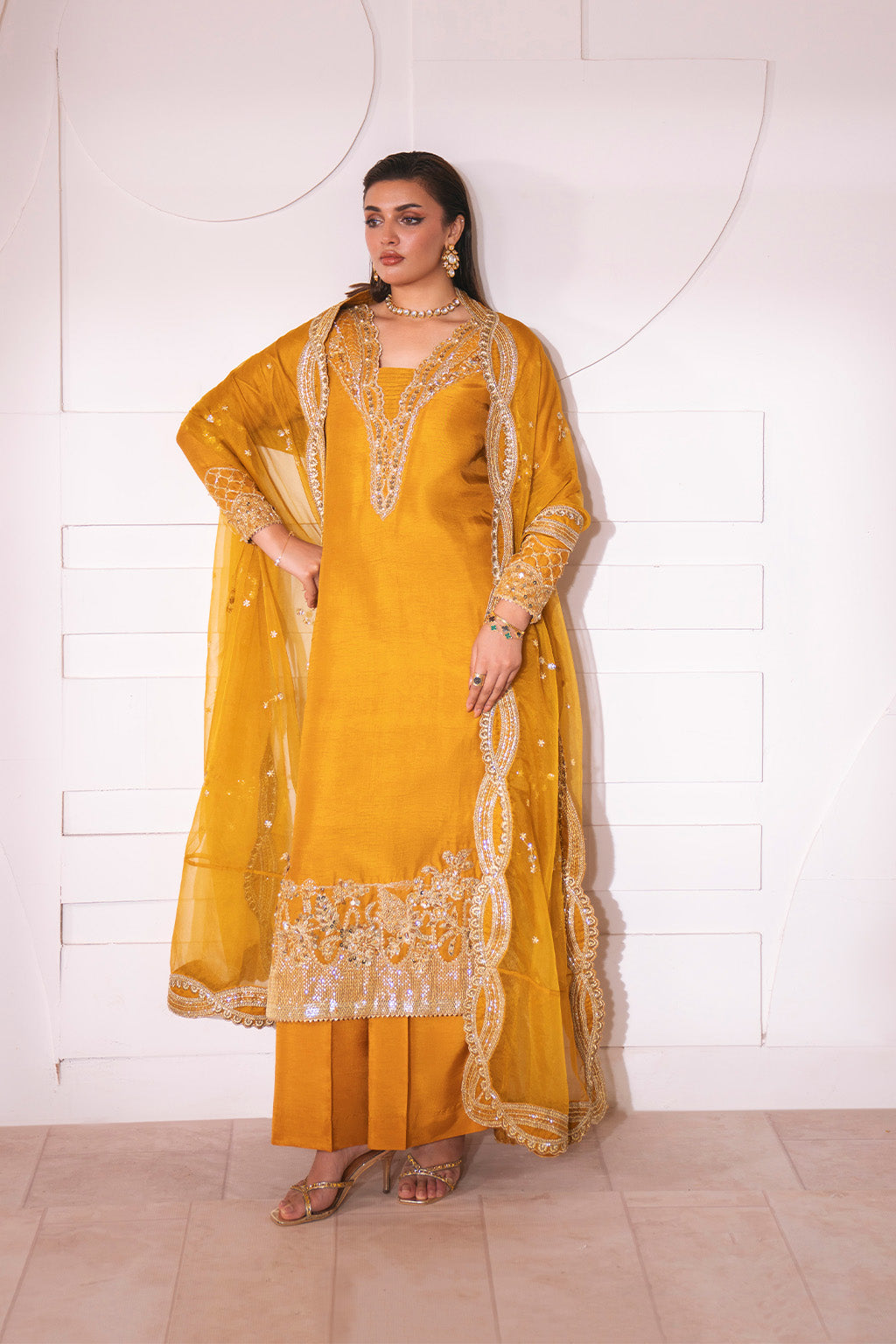 Neeshay | Luxe Pret | Solare