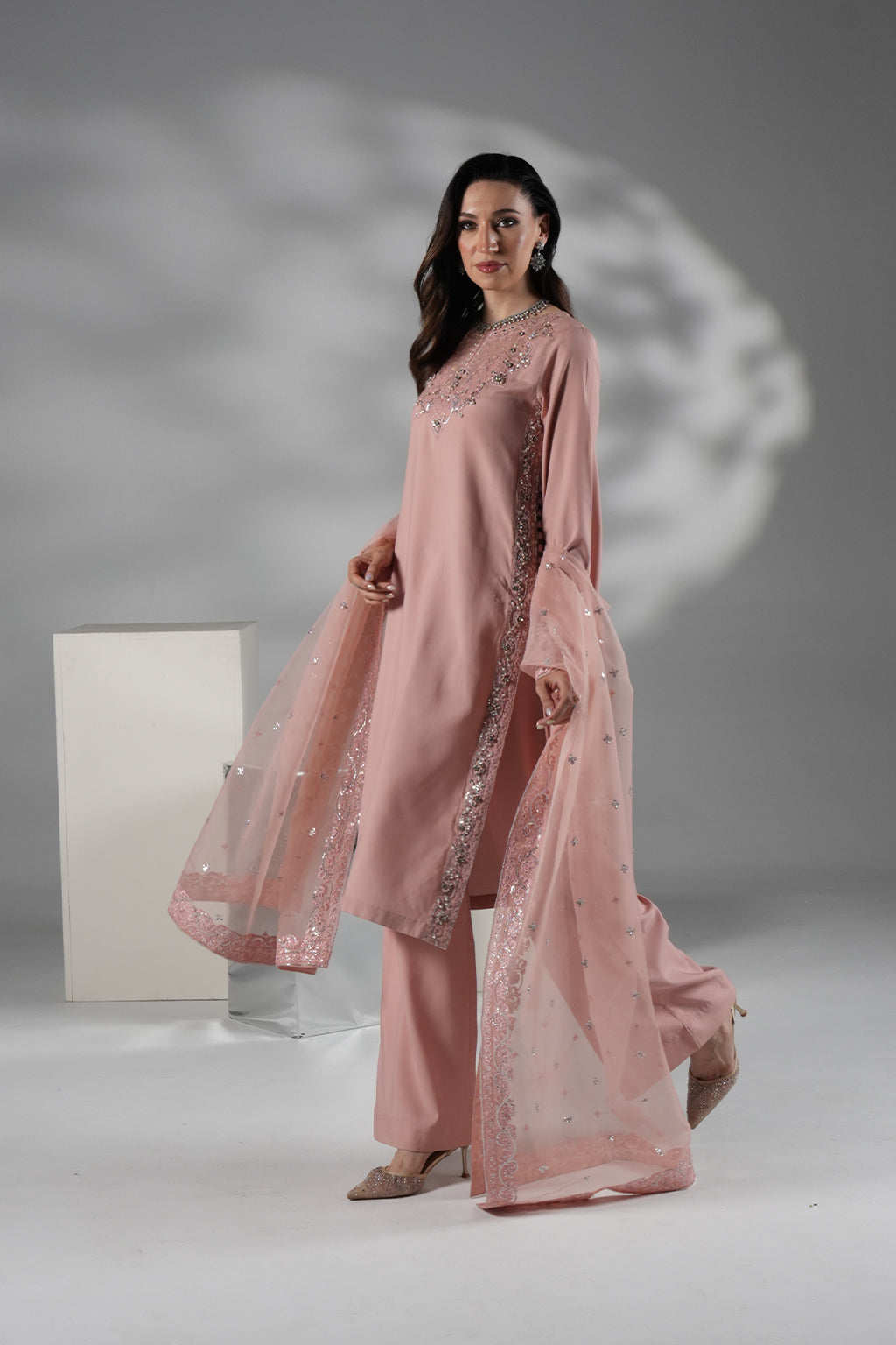 Amave | Oro Luxury Wear | AM-05