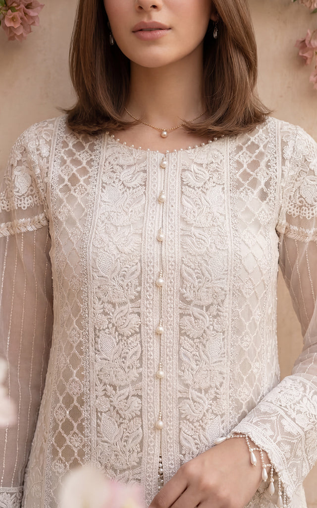 Threads and Motifs | Formal Outfits | 10616