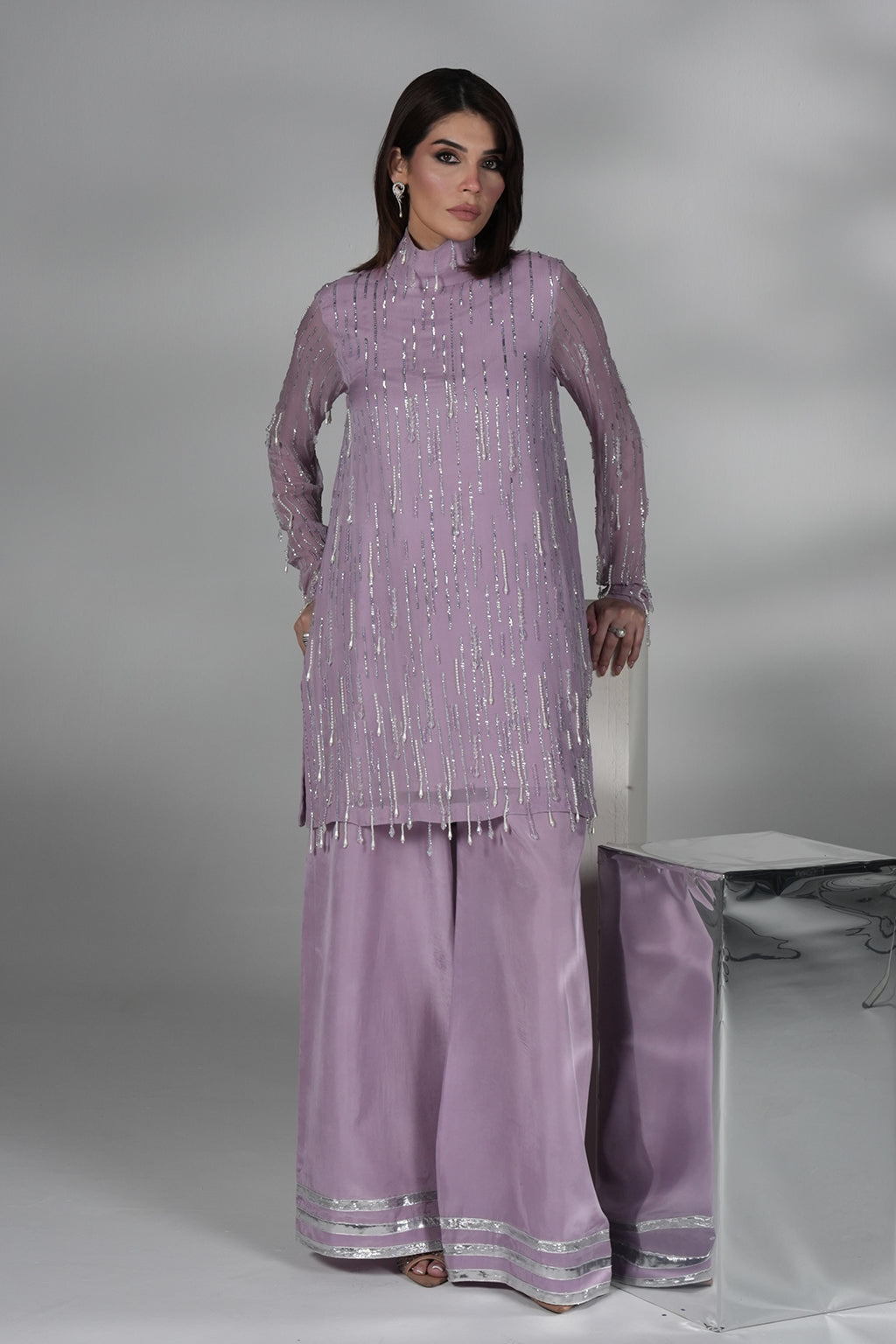 Amave | Oro Luxury Wear | AM-11