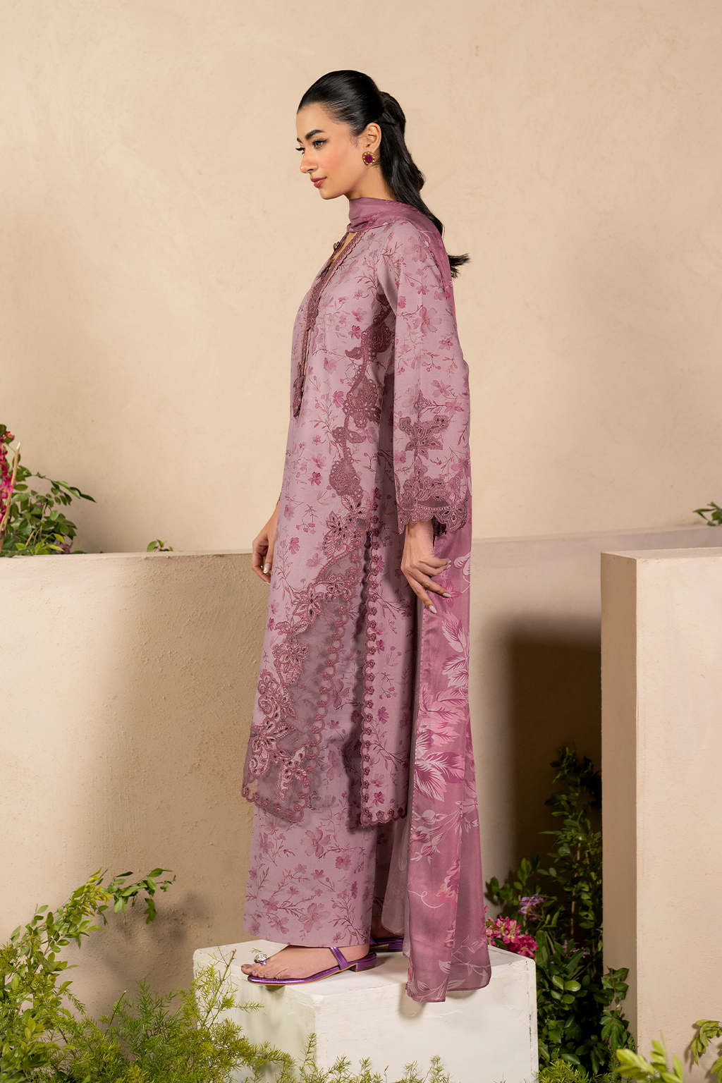 Iznik | Festive Lawn 25 | EFL-04