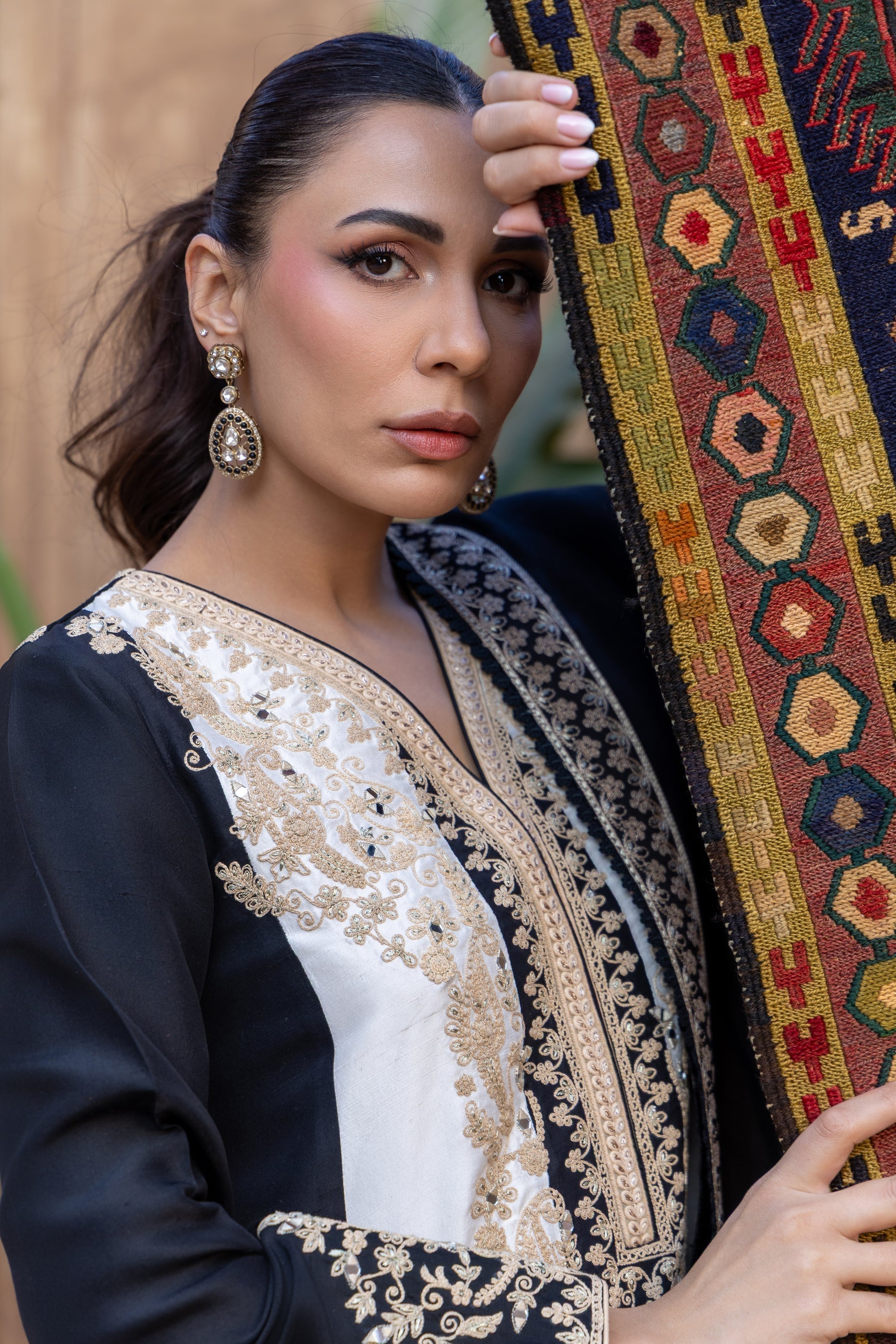 Sana Abbas | Pehar Eid Luxe | Kalisa