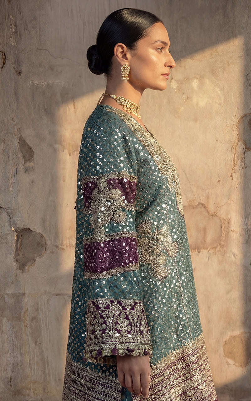 Threads and Motifs | Formal Outfits | 10576