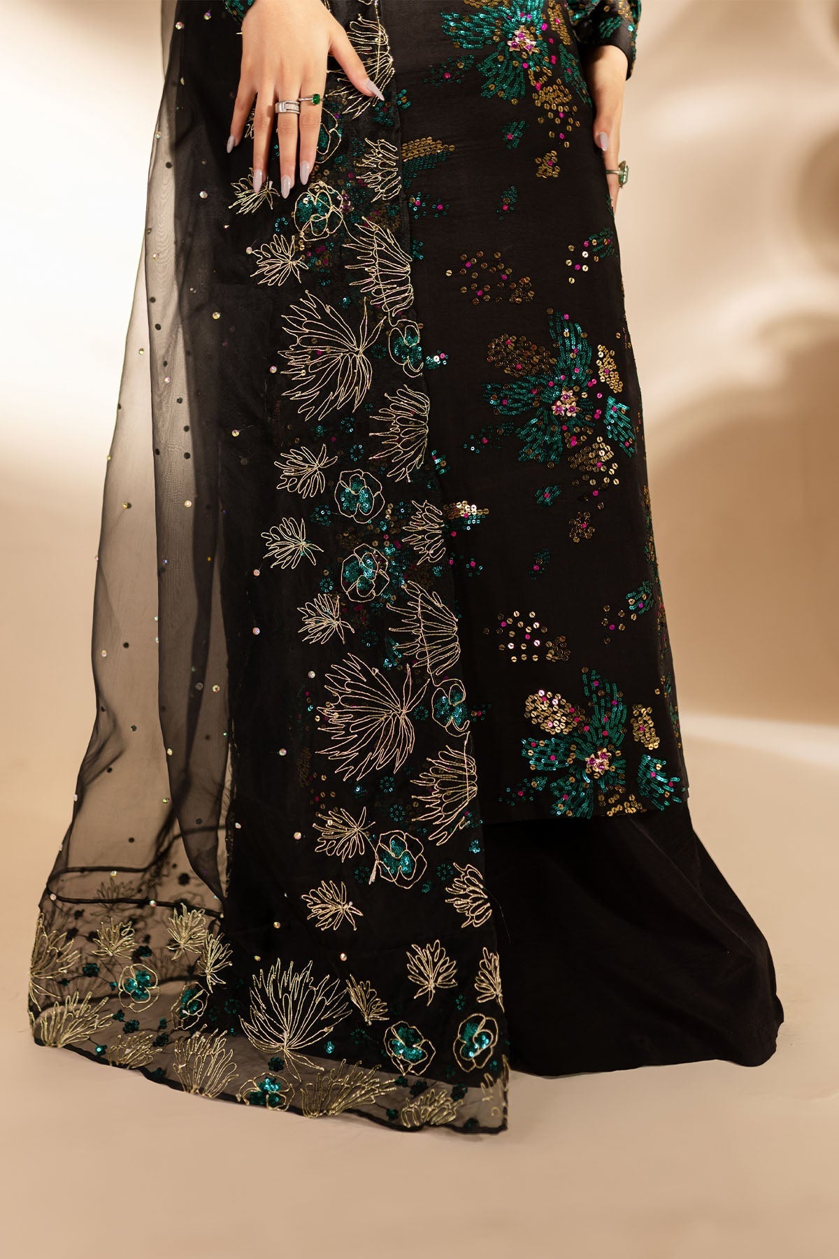 Nureh | Fancy Formals | TW-02 GOLDEN STARDUST