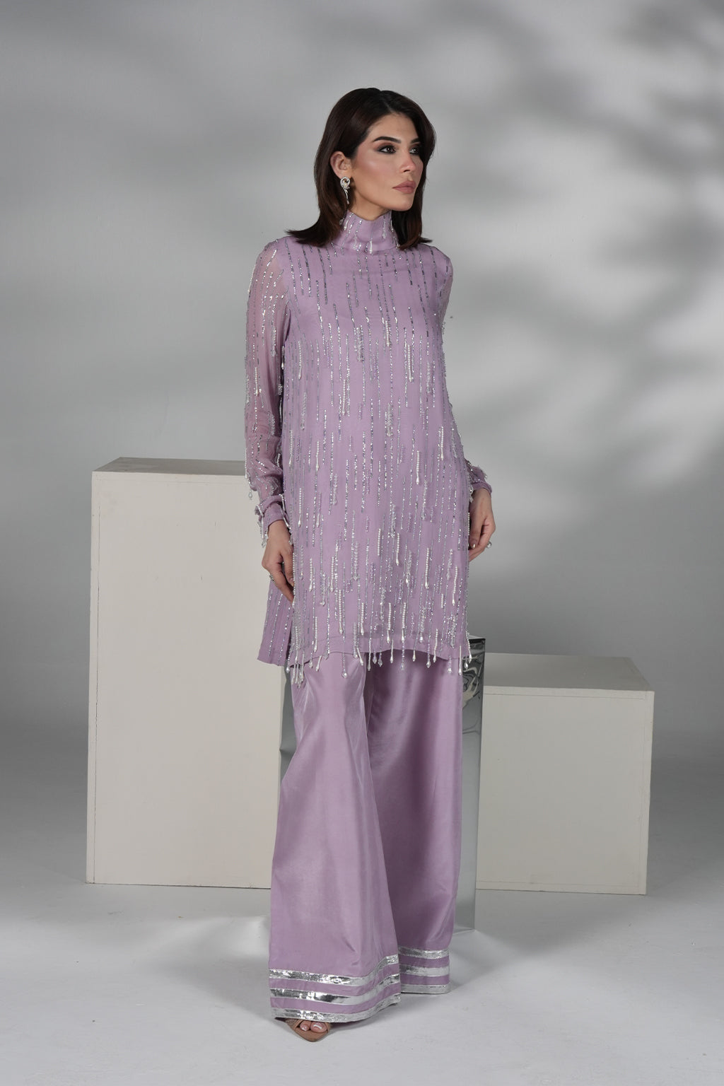 Amave | Oro Luxury Wear | AM-11