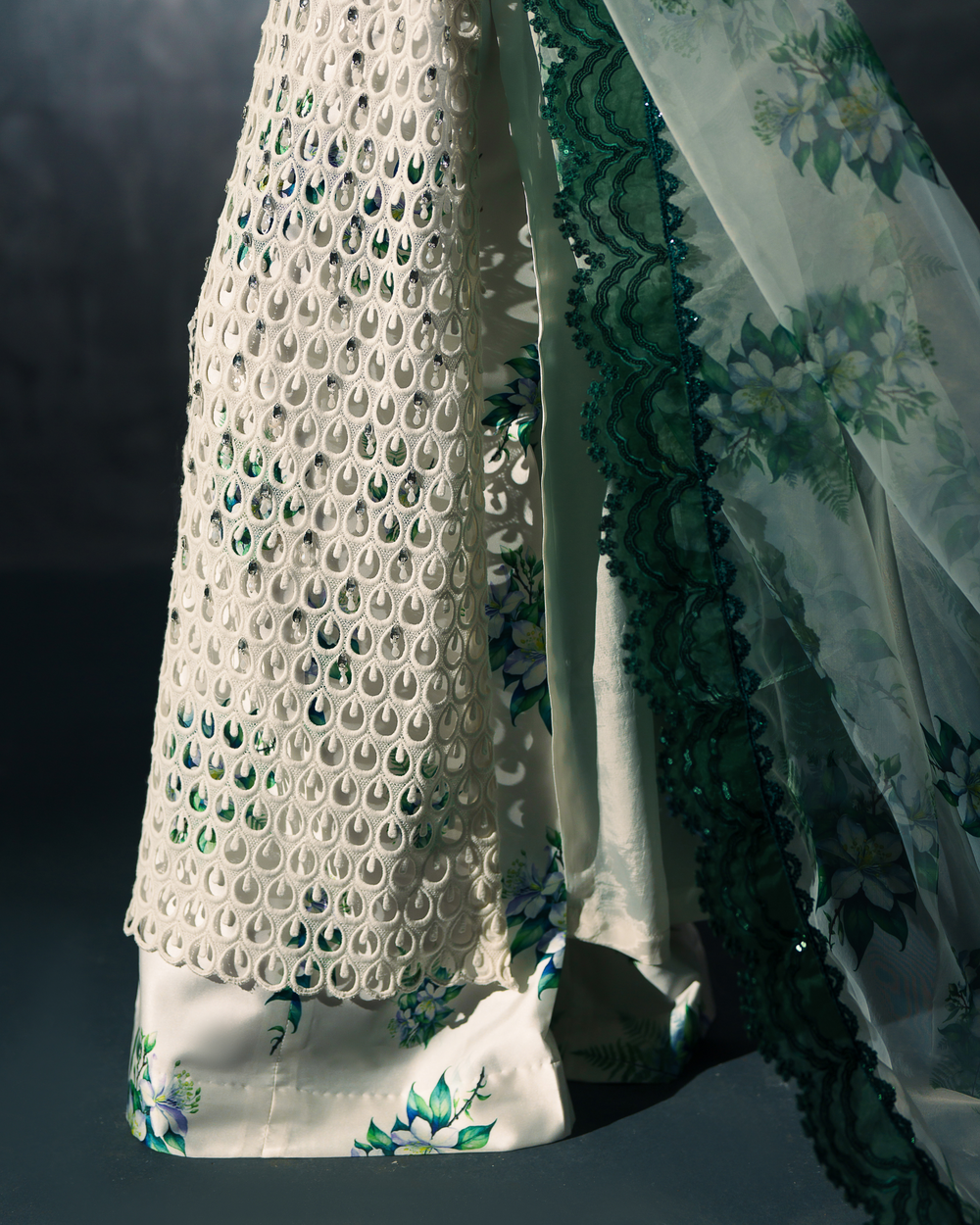 Vasal | Zyra Luxe Pret 26 | Emerald Whisper