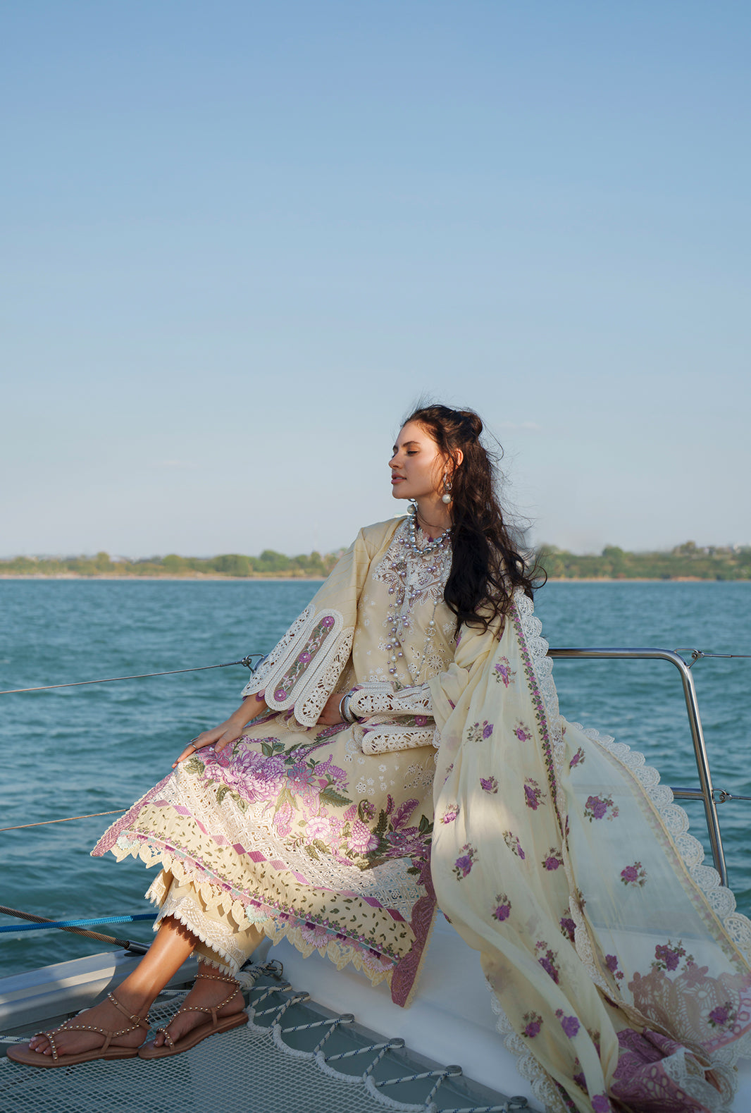 AJR Couture | Evara Luxury Lawn | Faria