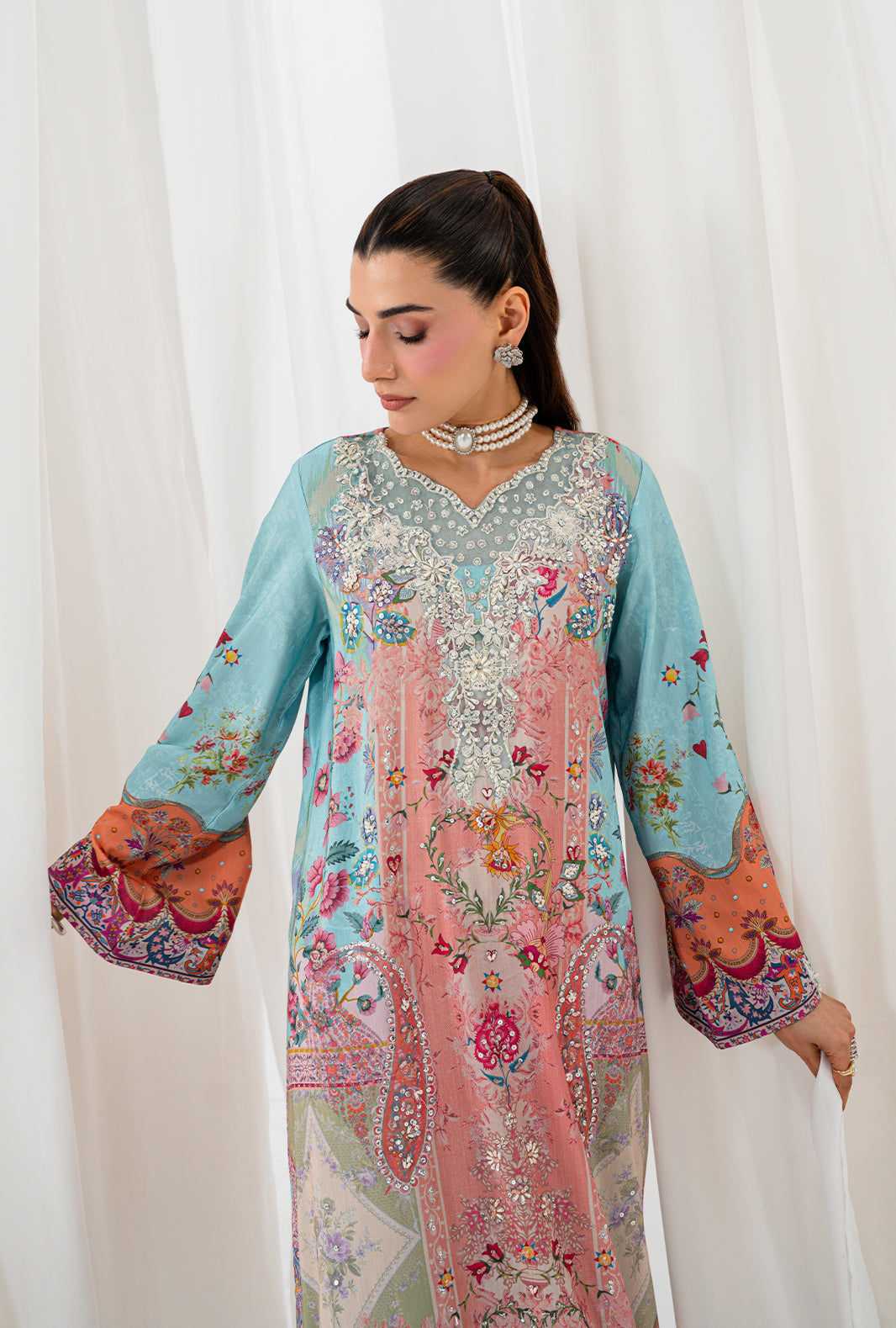 AJR Couture | Luxe Silk 26 | Lyra