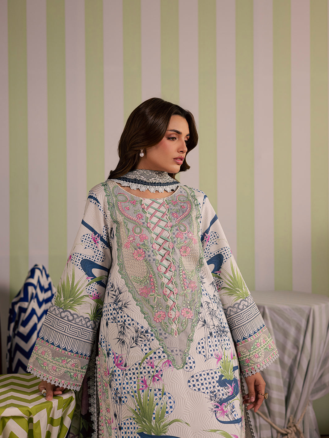 Mahnur | Afsana Lawn 26 | AL-07