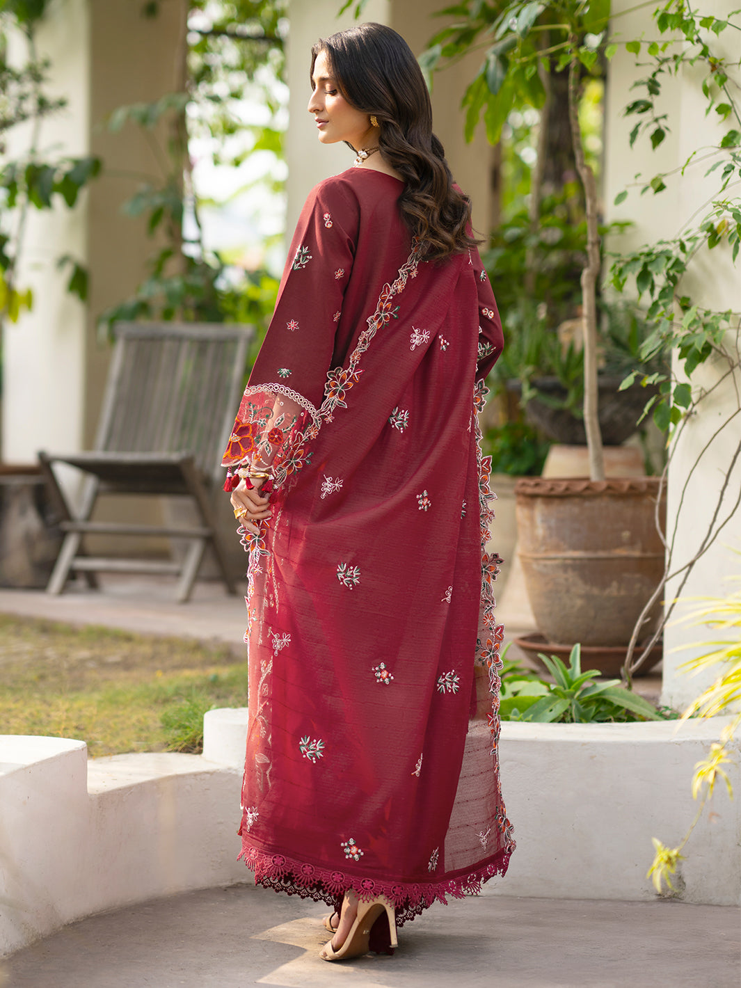 Mahnur | Angan Embroidered Lawn 26 | AN-001