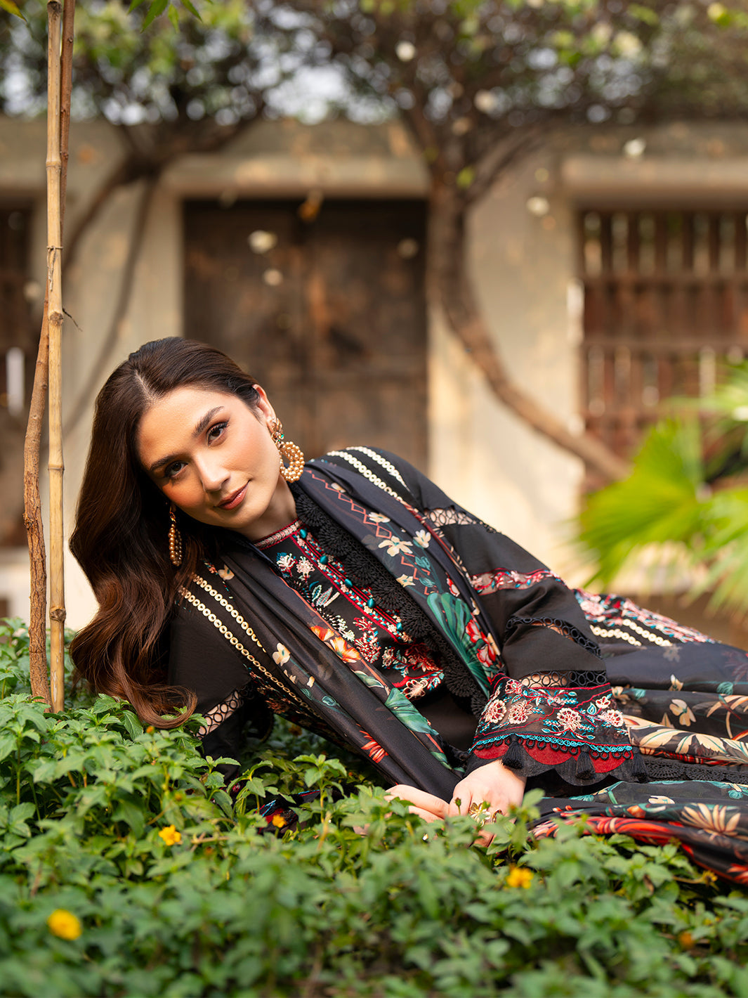 Mahnur | Angan Embroidered Lawn 26 | AN-007