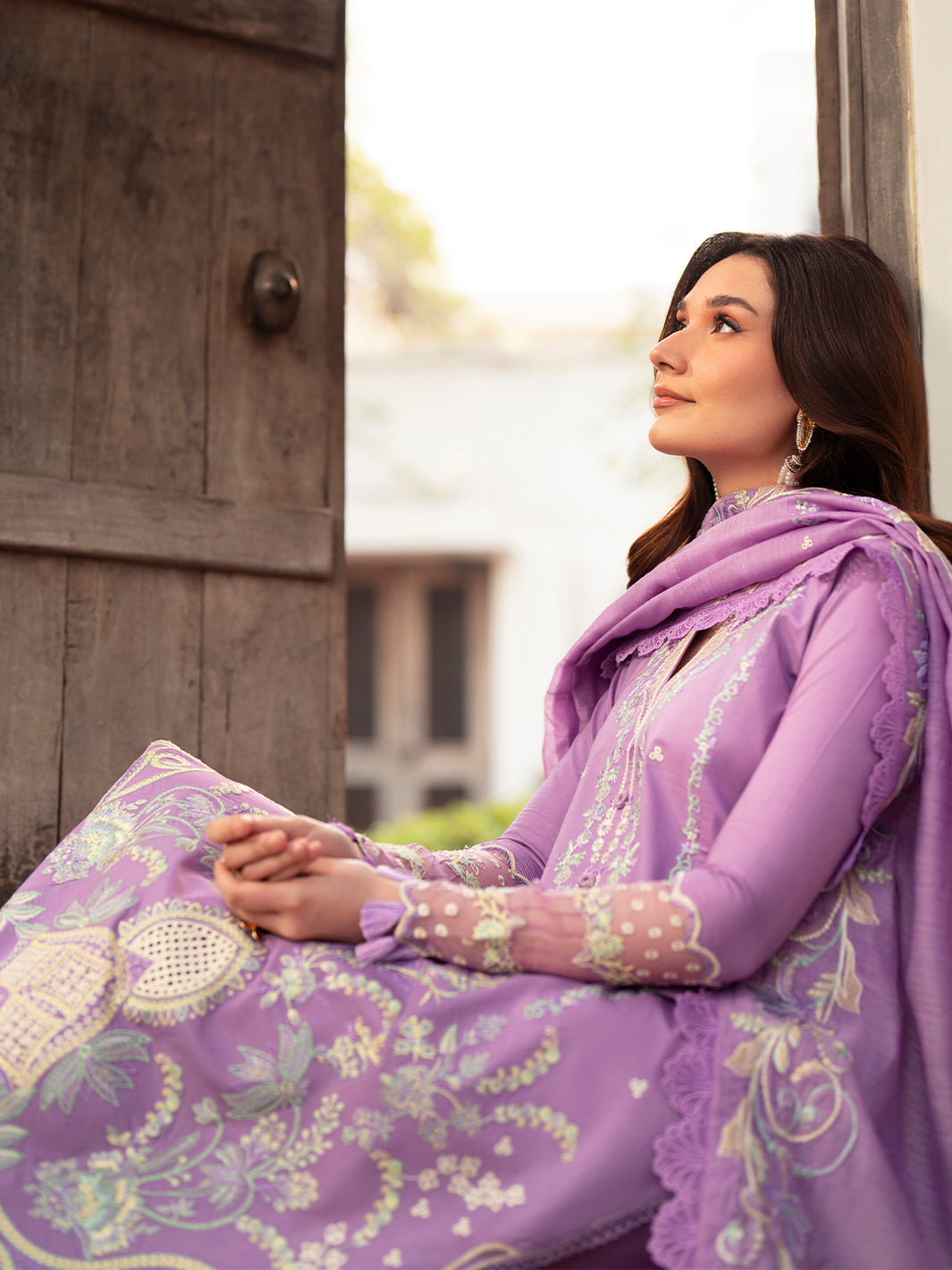 Mahnur | Angan Embroidered Lawn 26 | AN-09