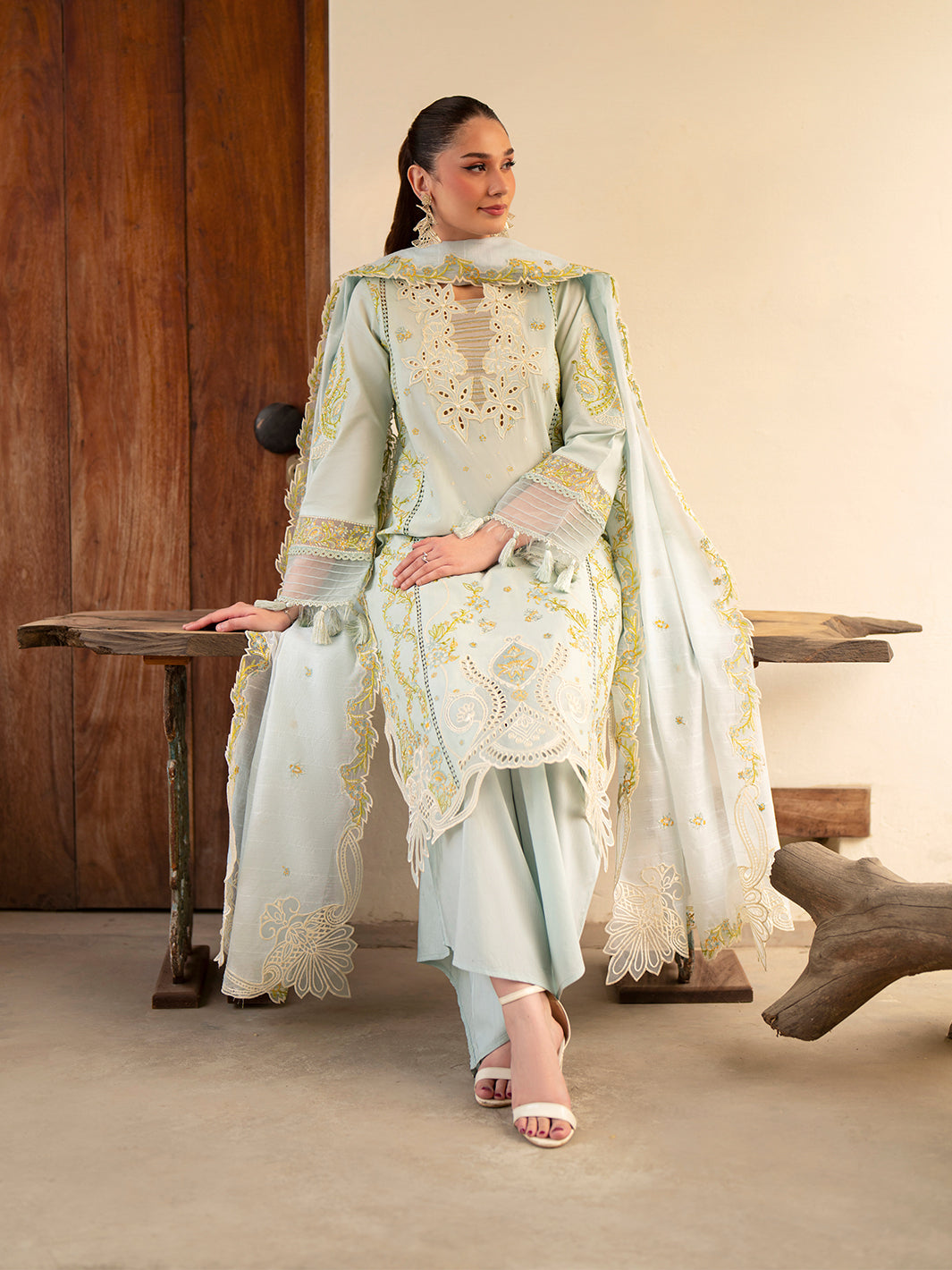 Mahnur | Angan Embroidered Lawn 26 | AN-013