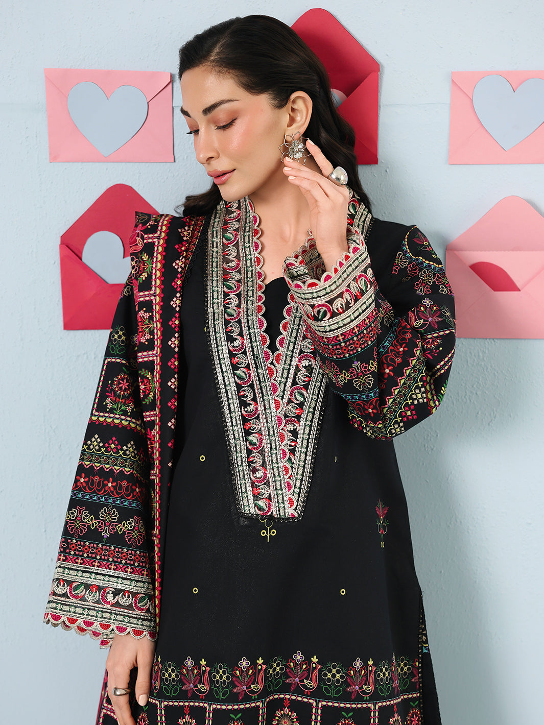 Mahnur | Anaya Lawn | AN-2-15