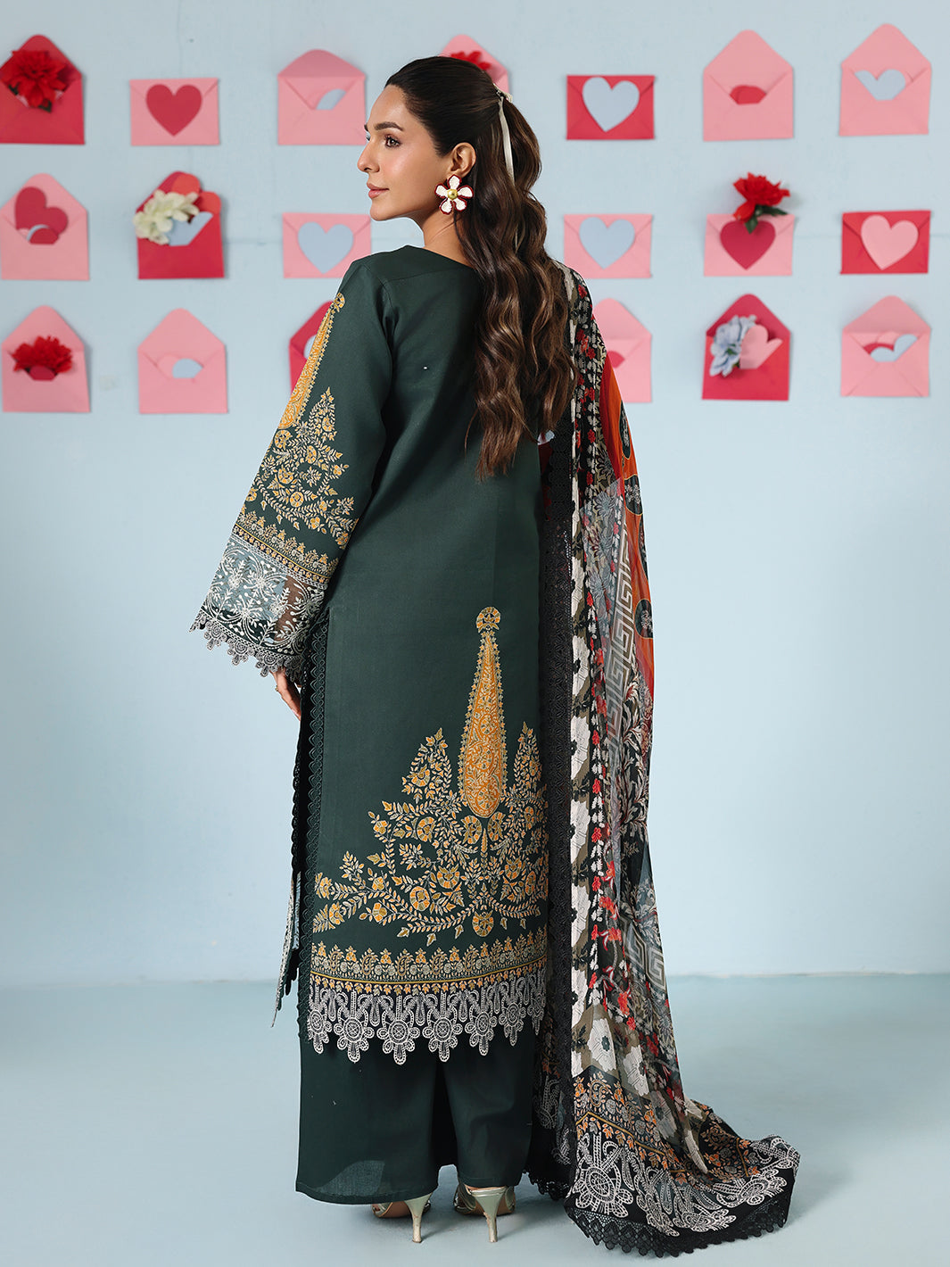 Mahnur | Anaya Lawn | AN-2-18
