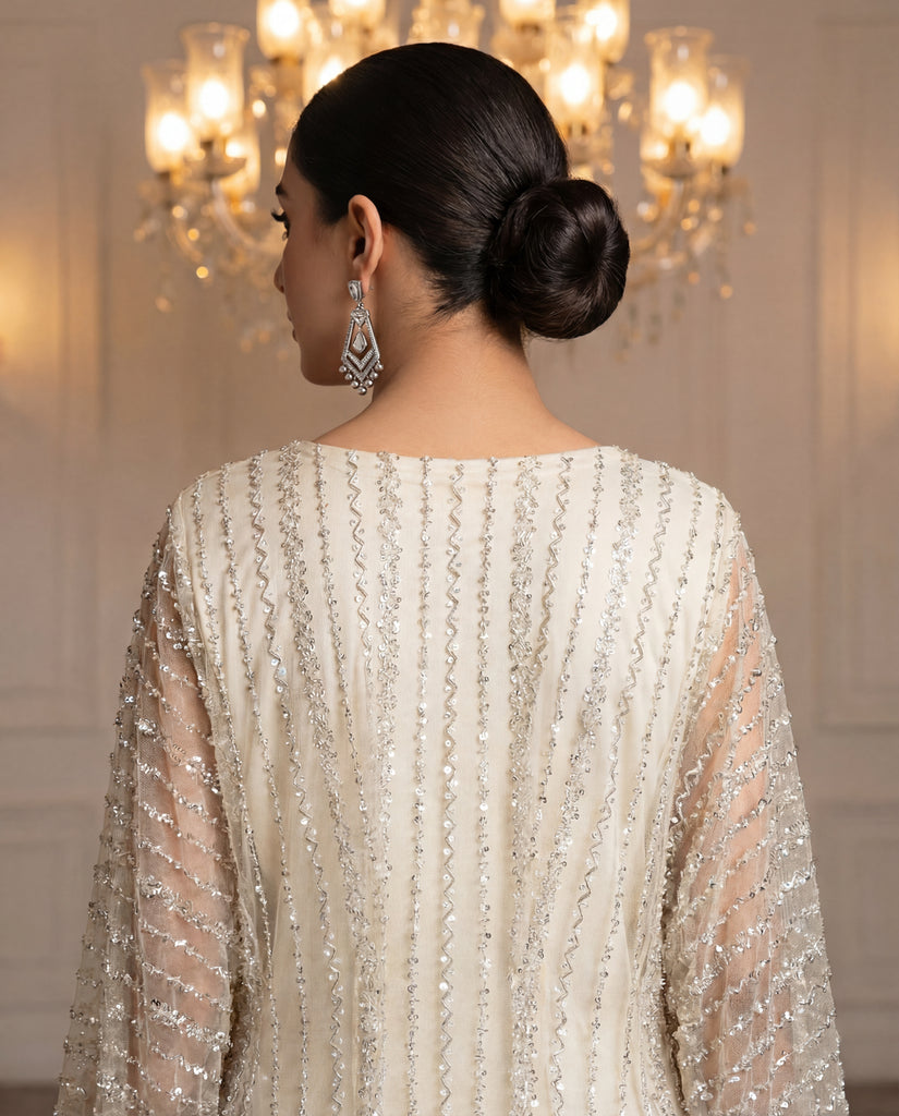 Threads and Motifs | Formal Outfits | 10480