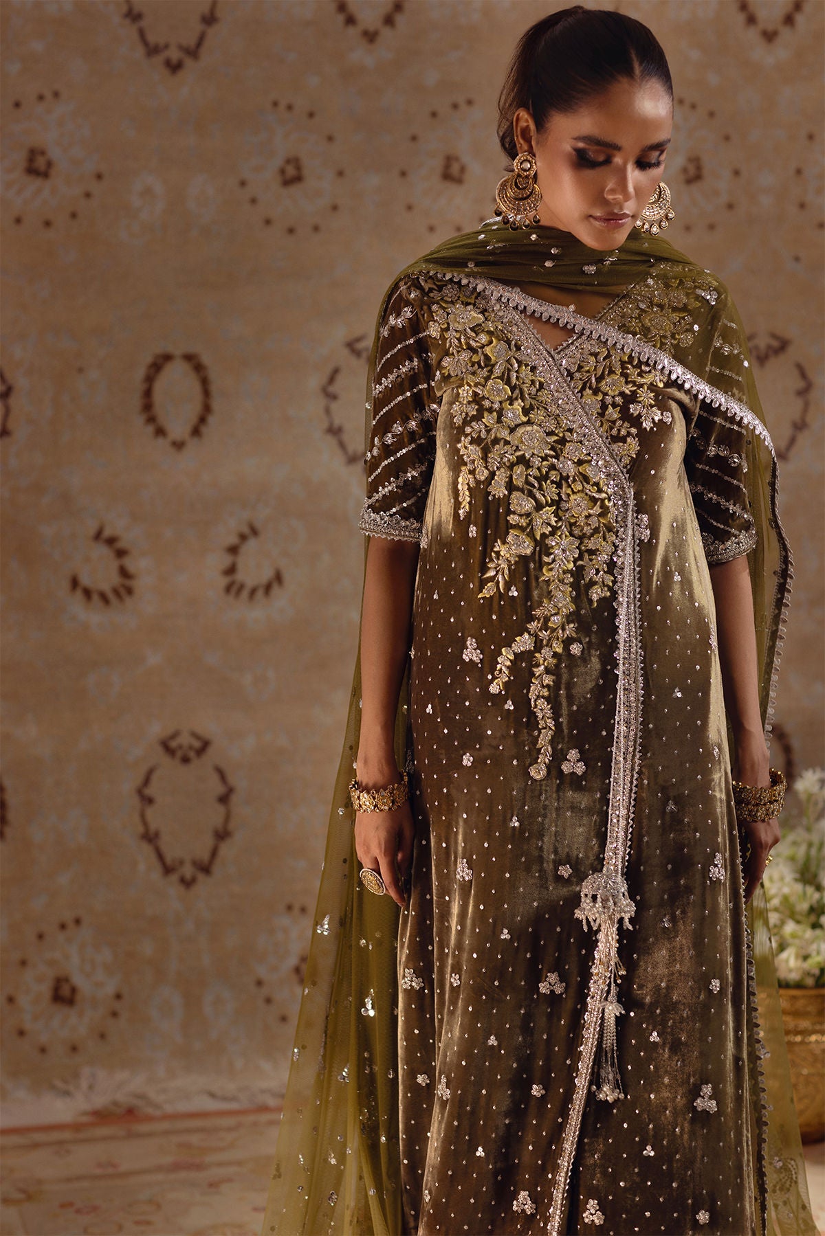 Annus Abrar | Mirha Winter Velour | Emur