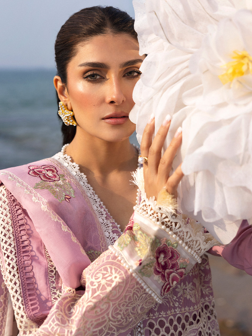 Mahnur | Sirena Luxury Lawn 25 | Aria