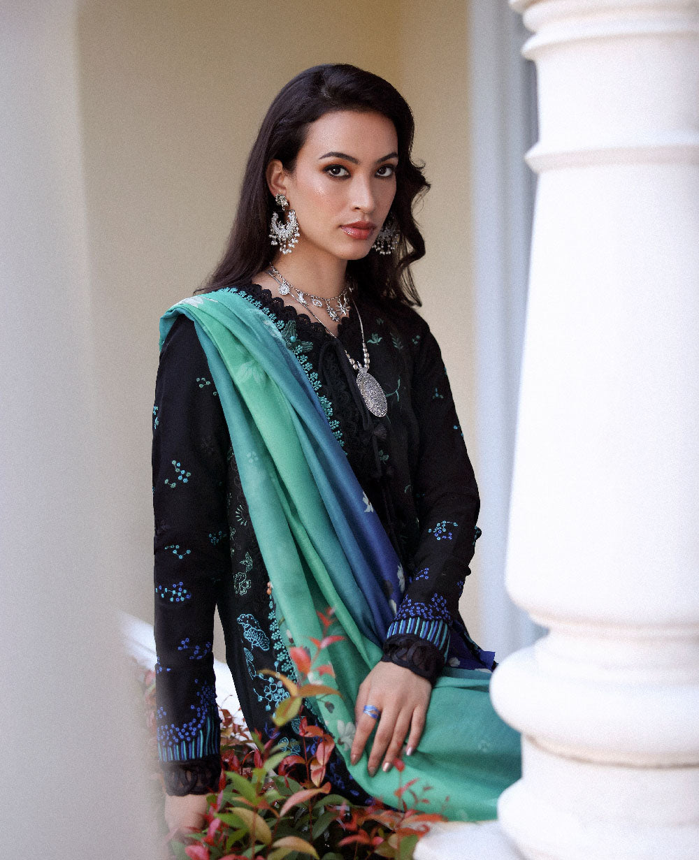 Republic Womenswear | Lilas Lawn 26 | Arisa
