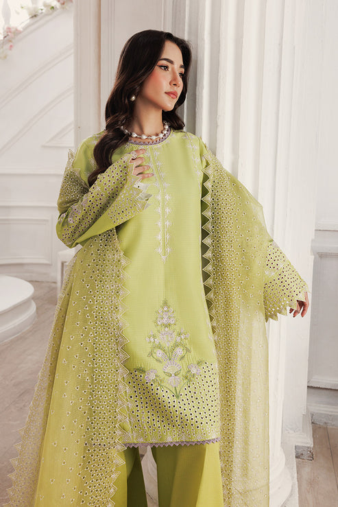 Saffron | Le Soleil 25 | Pear Drift