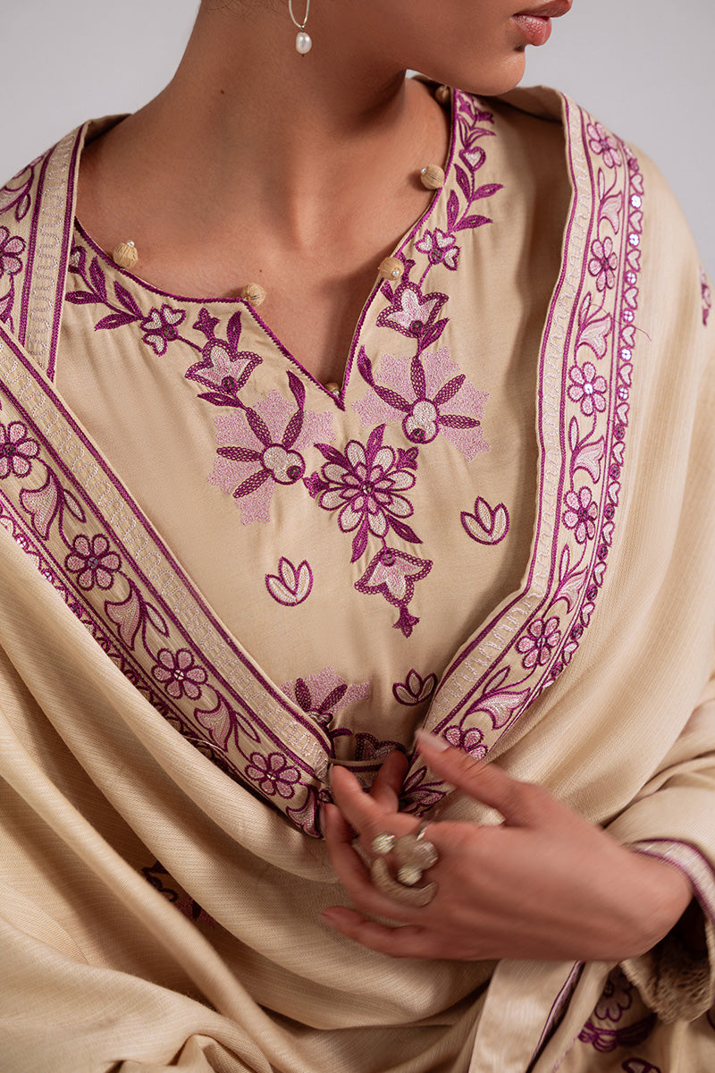 Cross Stitch | Khaddar Linen 25 | FAWN RADIANCE
