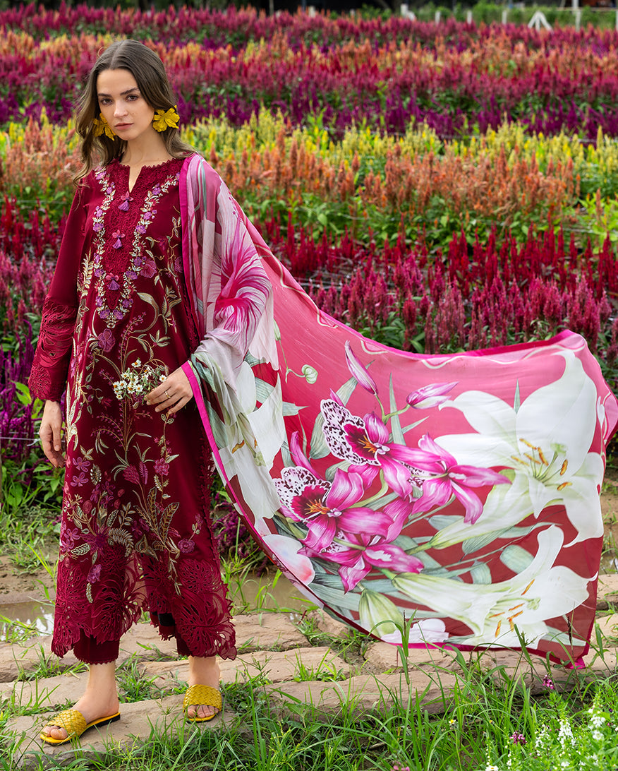Mushq | Hemline the Secret Garden | Aurora Petals