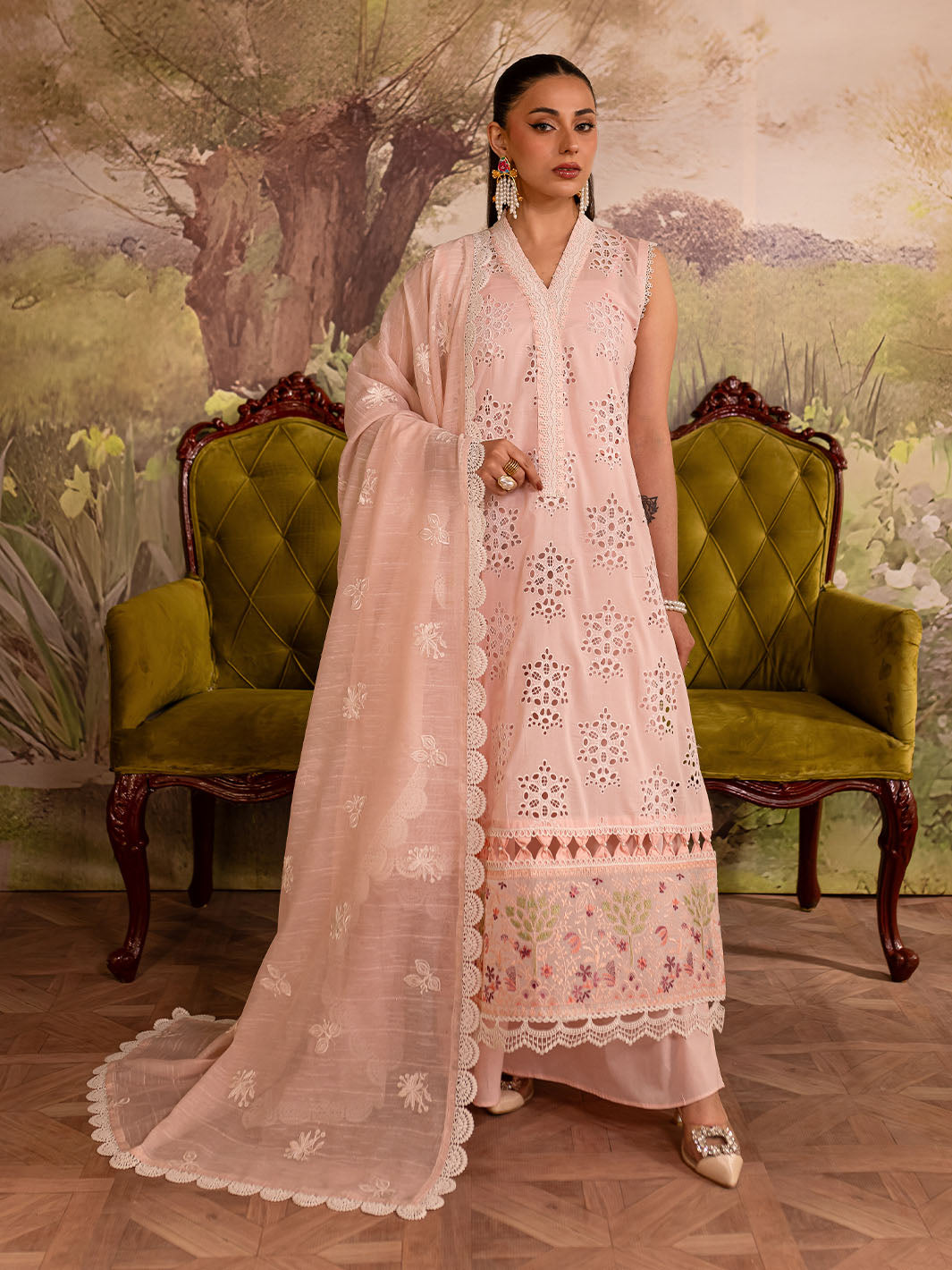 Mahnur | Twilight Luxury Lawn 25 | AYSEL